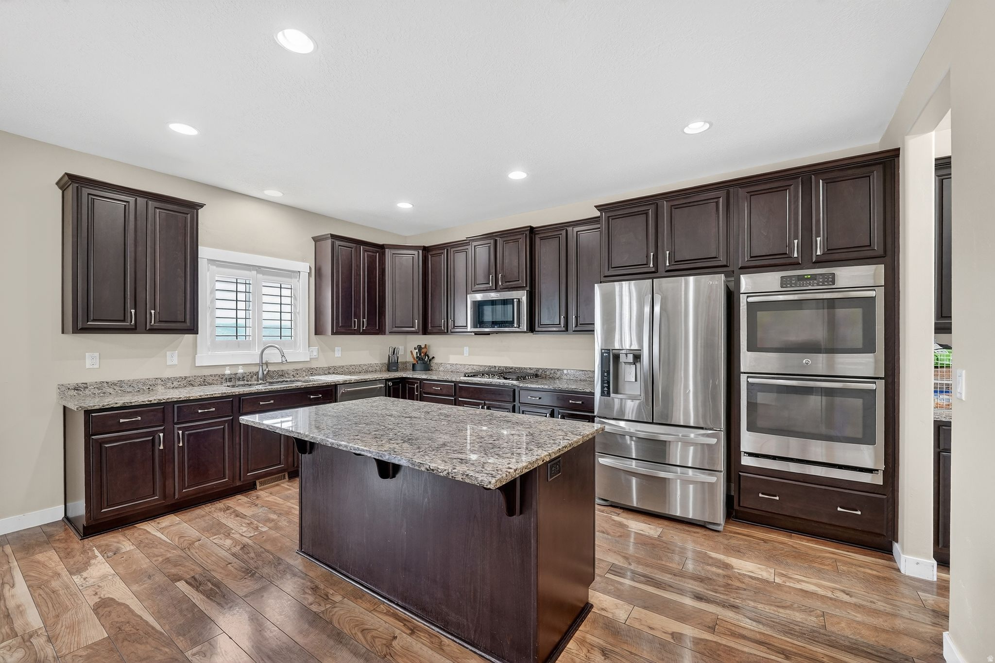 JORDAN HEIGHTS - Residential