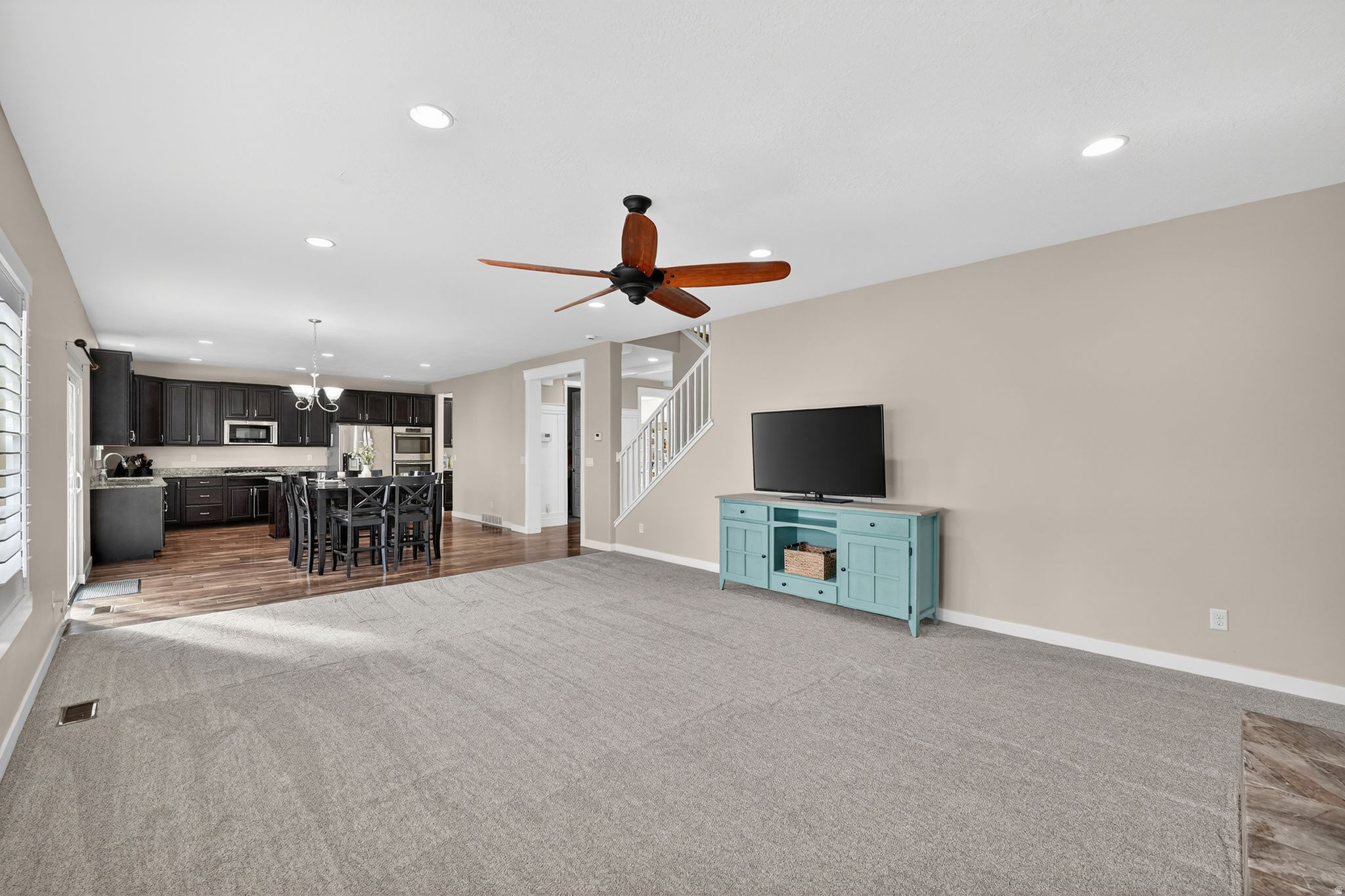 JORDAN HEIGHTS - Residential