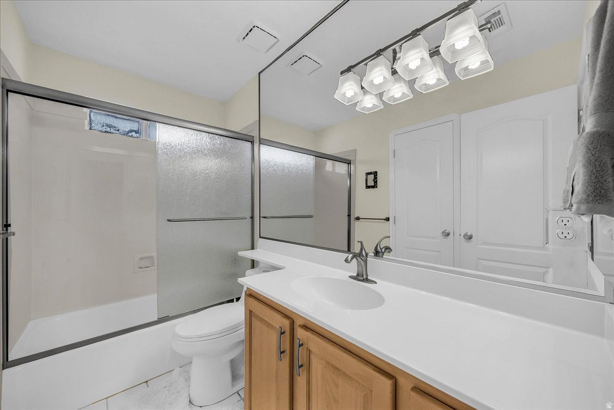 CRYSTAL LAKES TOWNHOMES - Residential