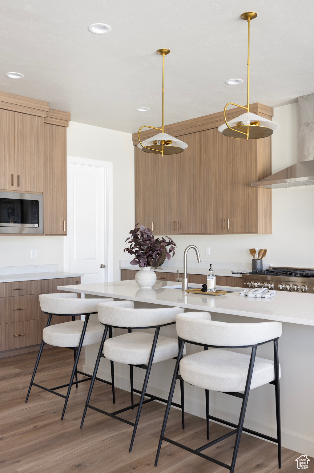 SIXTH STREET COTTAGES - Residential