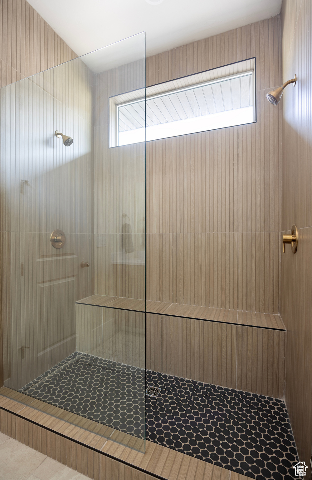 SIXTH STREET COTTAGES - Residential