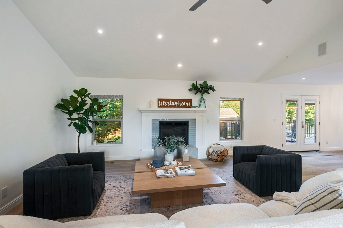 JORDAN FARMS - Residential