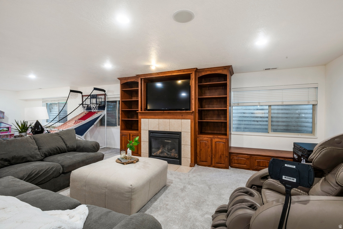 JORDAN FARMS - Residential