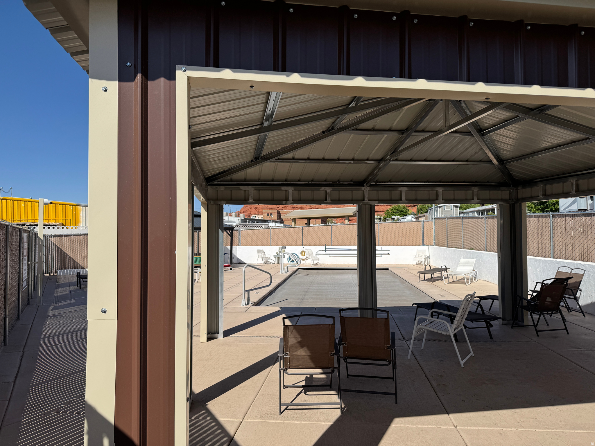 CANYON BREEZE RV RESORT - Residential