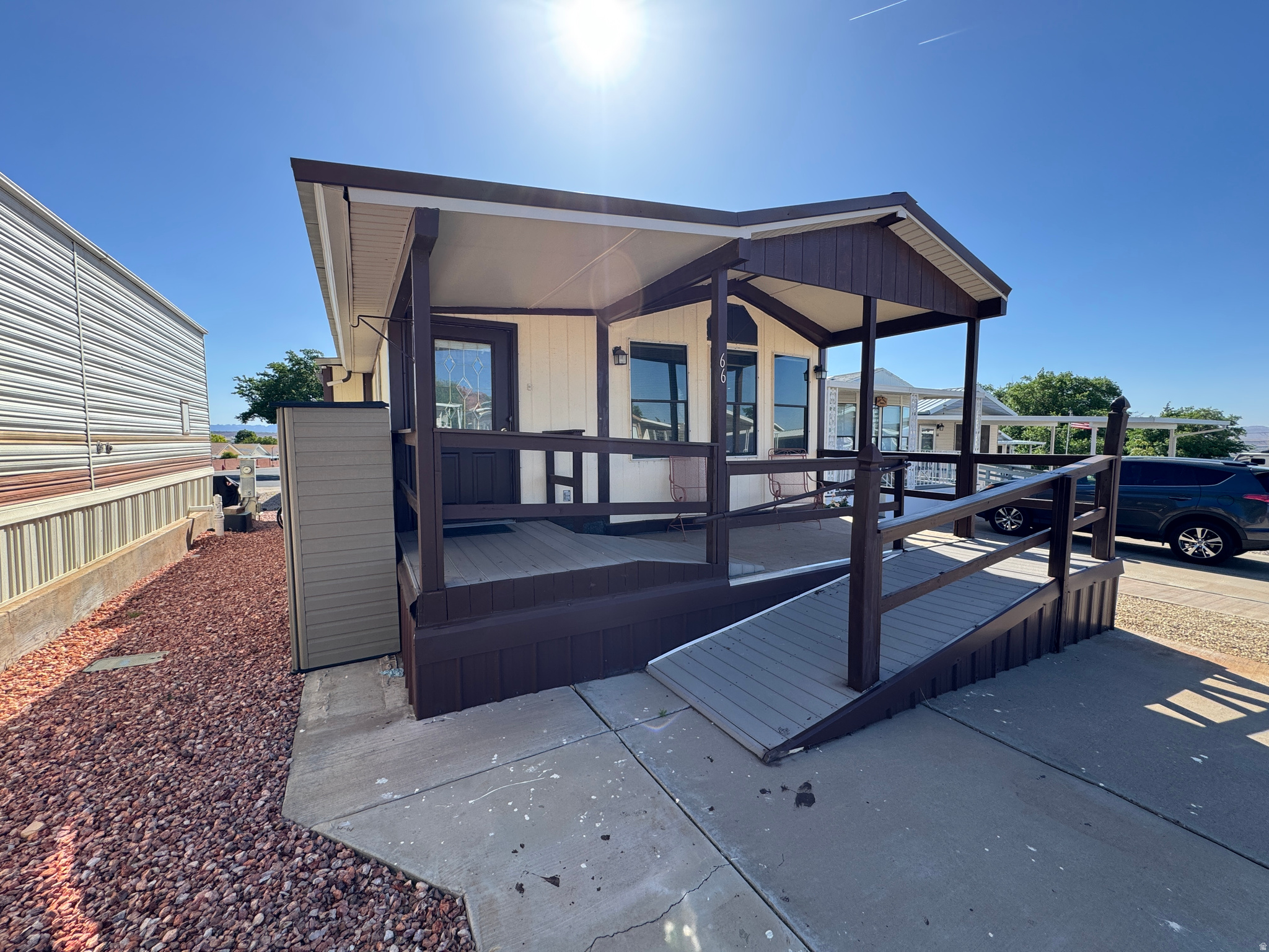 CANYON BREEZE RV RESORT - Residential