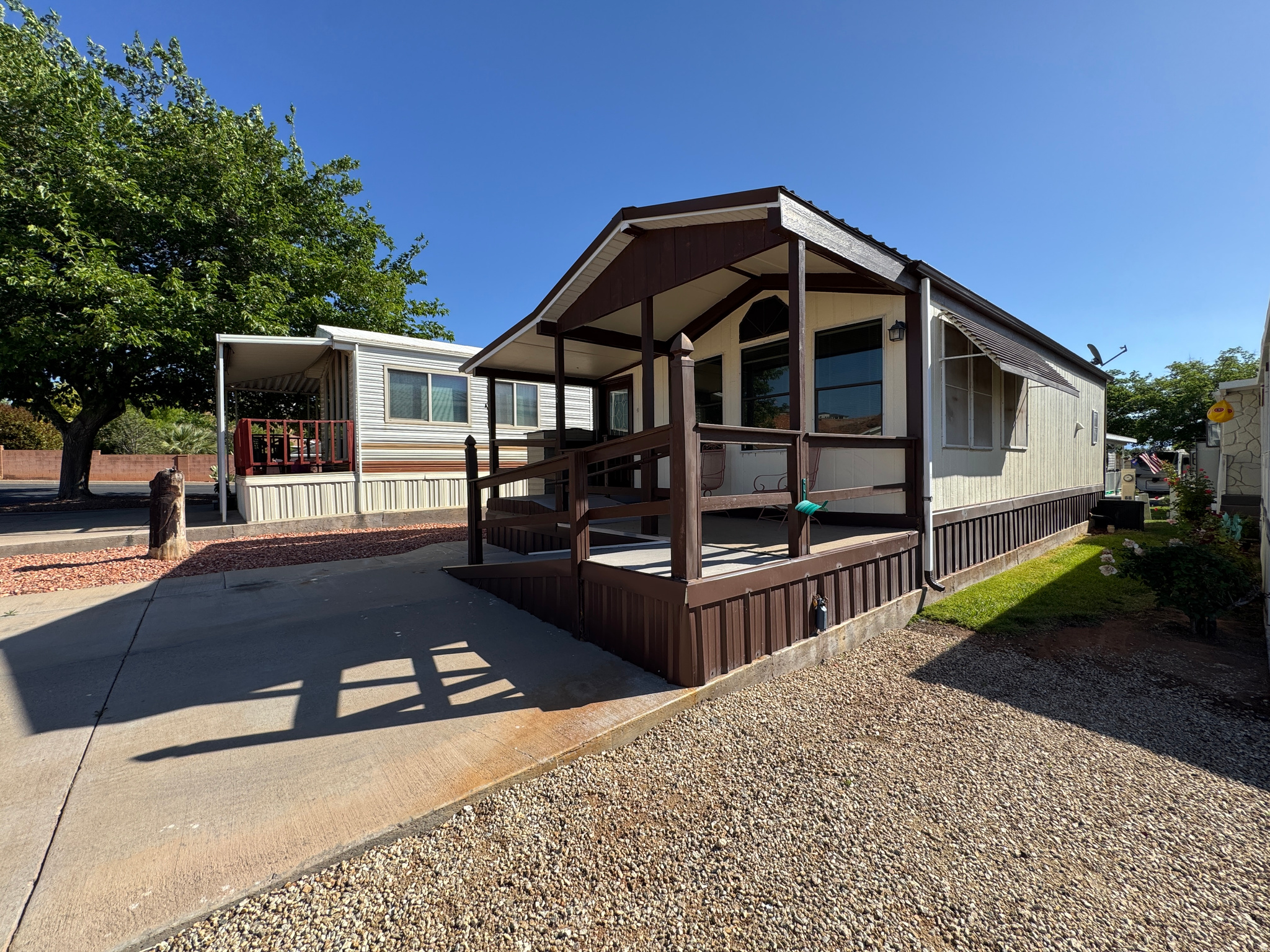 CANYON BREEZE RV RESORT - Residential