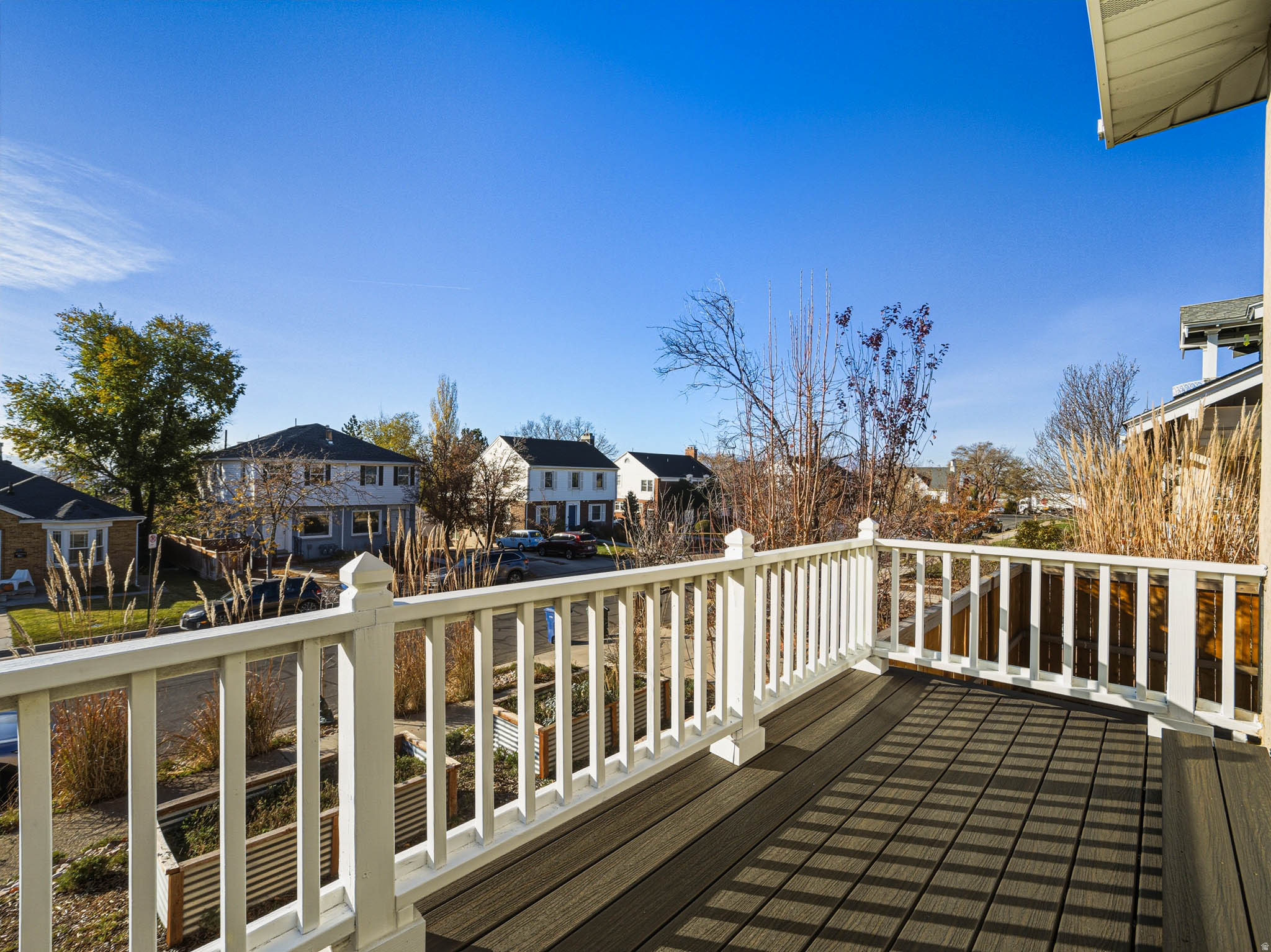 THE AVENUES - Residential