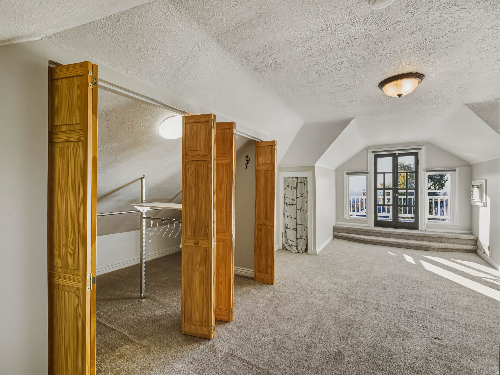 THE AVENUES - Residential