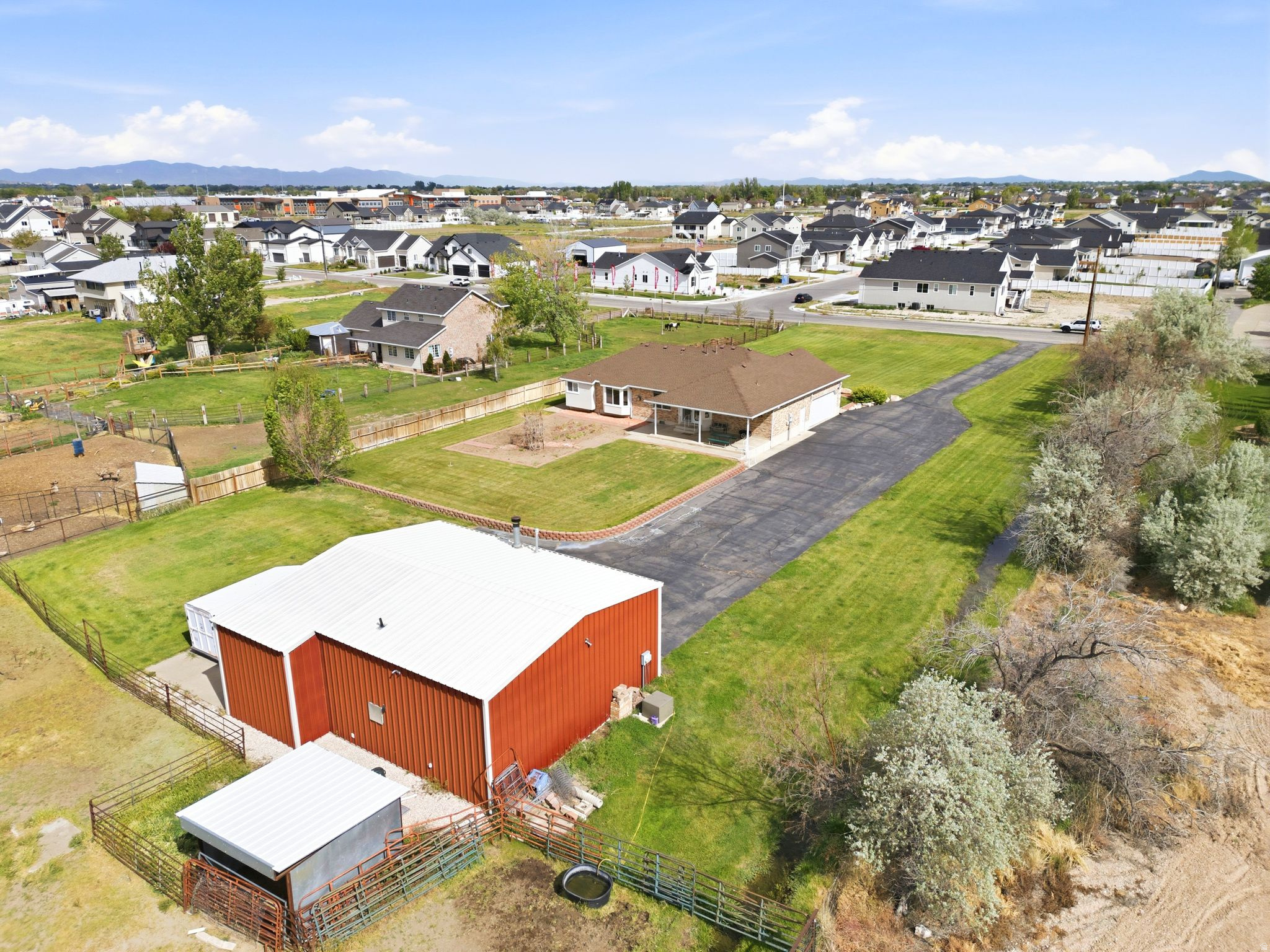 GIBSON ACRES SUBDIVI - Residential