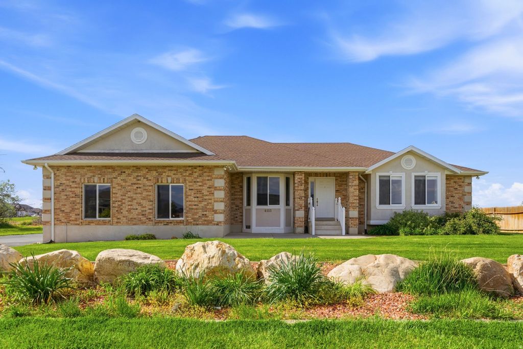 Photo of 4115 W 2200 S, Taylor, UT 84401 (MLS # 2156563)