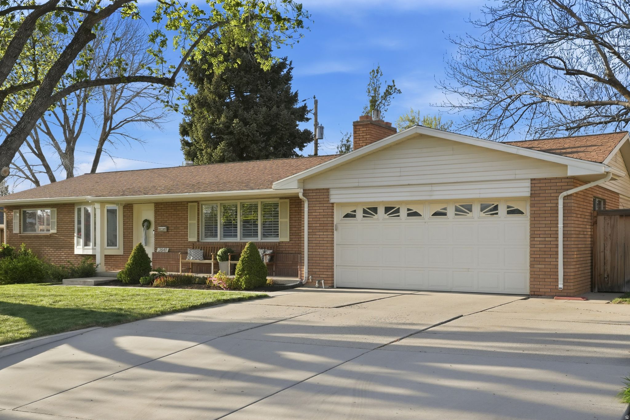 CAMBROSE - Residential