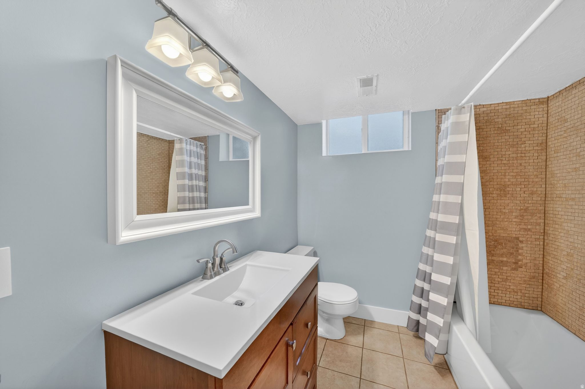 CAMBROSE - Residential