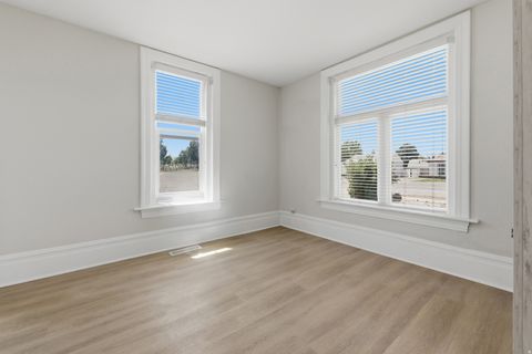 Tiny photo for 311 S 400 W, Payson, UT 84651 (MLS # 2174048)
