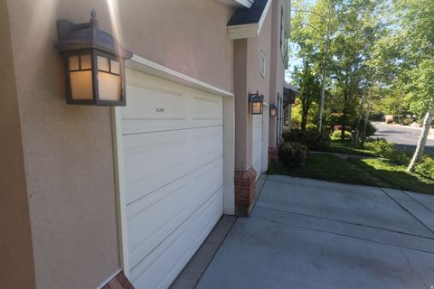 Tiny photo for 6183 S HAVEN MOOR CIR, Murray, UT 84121 (MLS # 2152412)