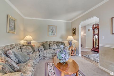 Tiny photo for 2246 W COUNTRY BEND DR S #25, South Jordan, UT 84095 (MLS # 2115131)