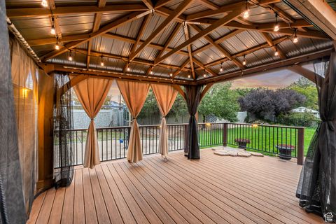 Tiny photo for 2246 W COUNTRY BEND DR S #25, South Jordan, UT 84095 (MLS # 2115131)