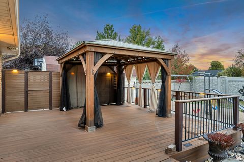 Tiny photo for 2246 W COUNTRY BEND DR S #25, South Jordan, UT 84095 (MLS # 2115131)