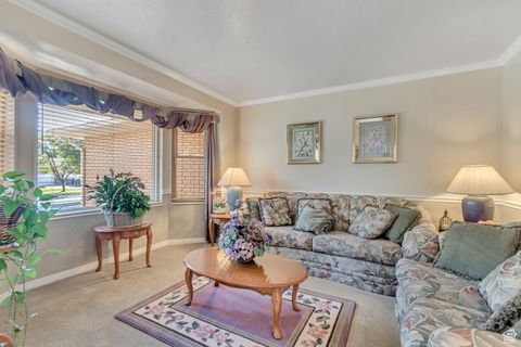 Tiny photo for 2246 W COUNTRY BEND DR S #25, South Jordan, UT 84095 (MLS # 2115131)