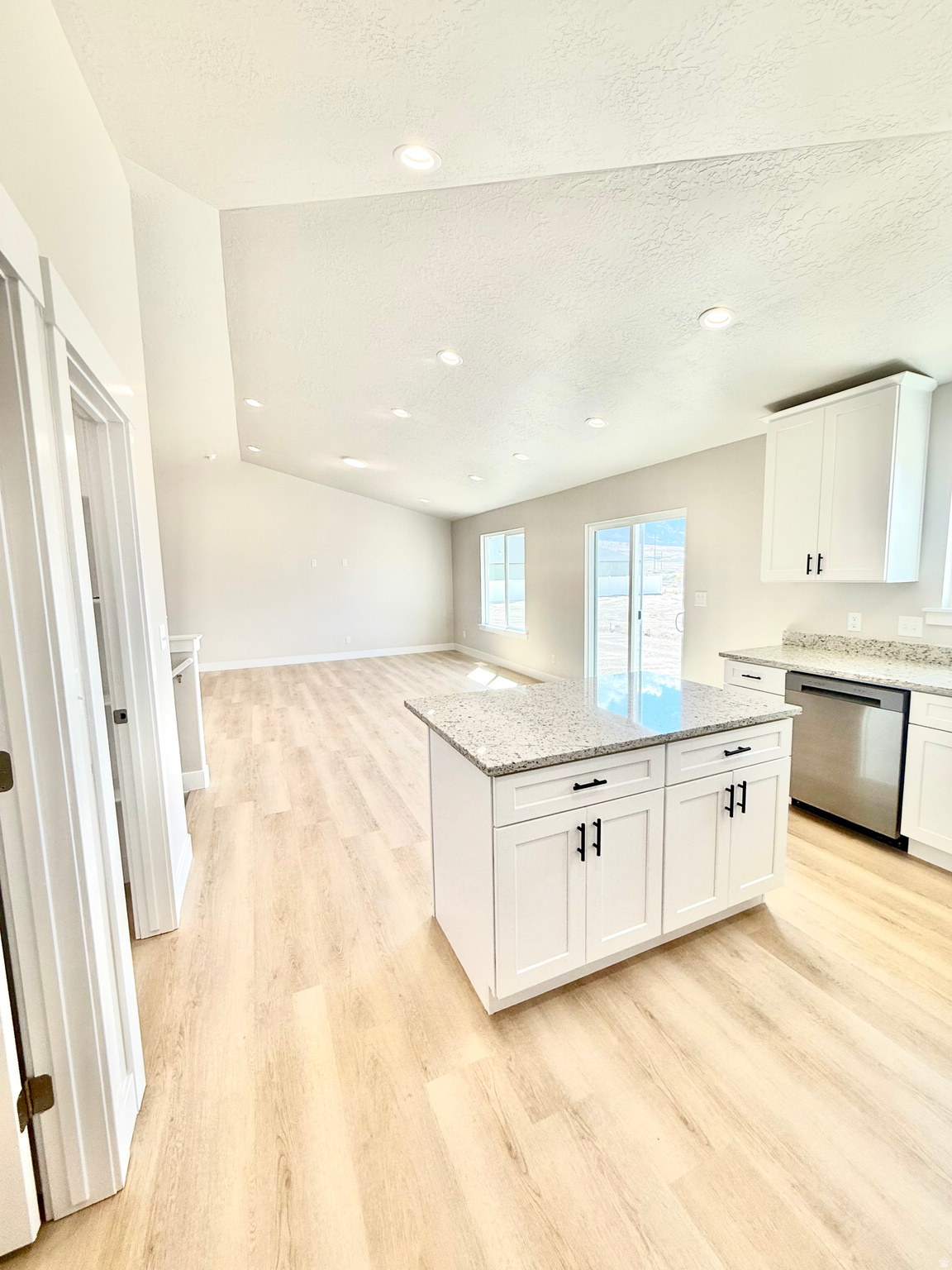 EAGLE POINT - Residential