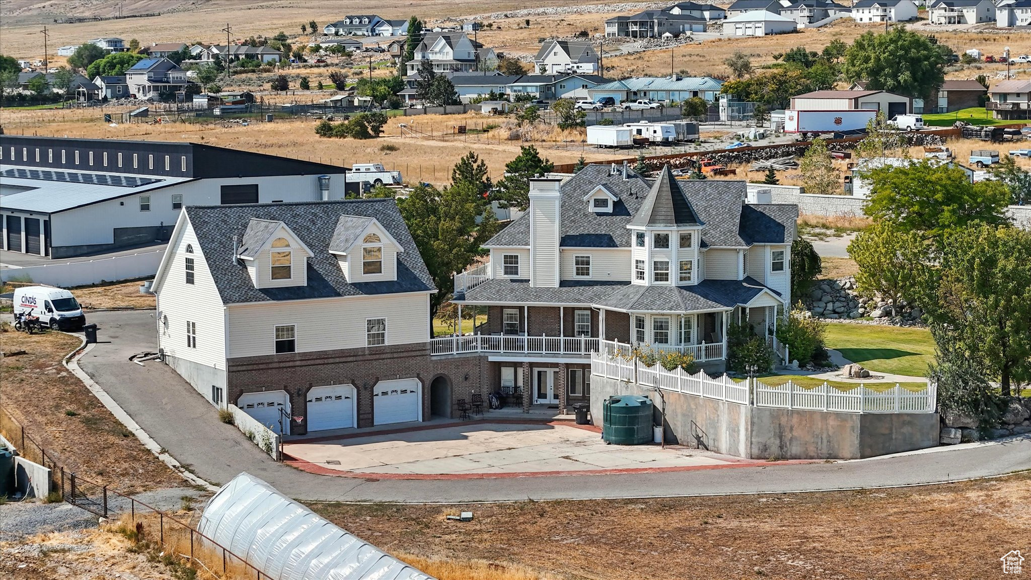 RANCH ESTATES - Residential