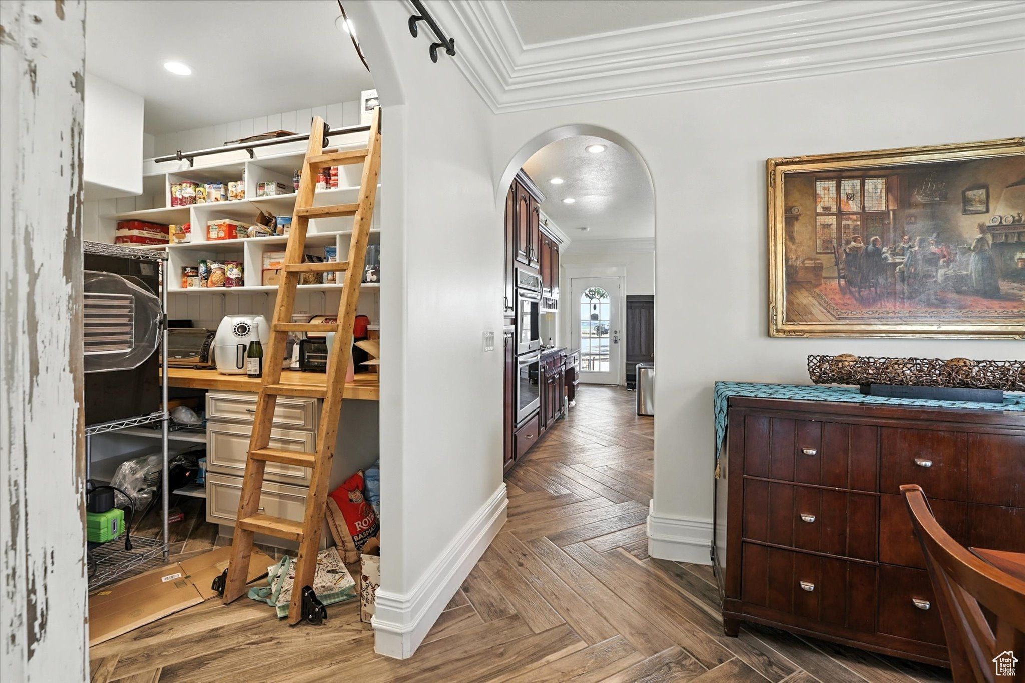 RANCH ESTATES - Residential