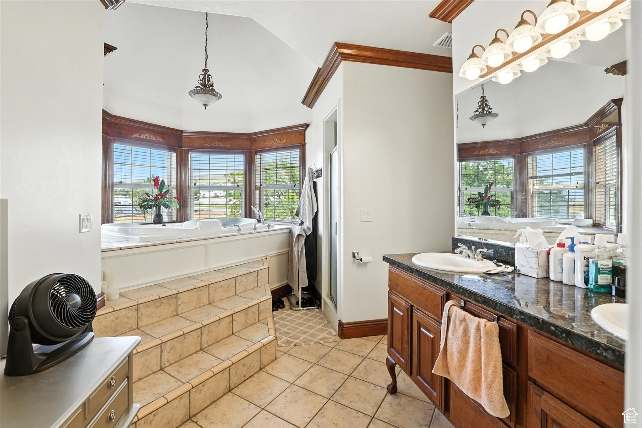 RANCH ESTATES - Residential