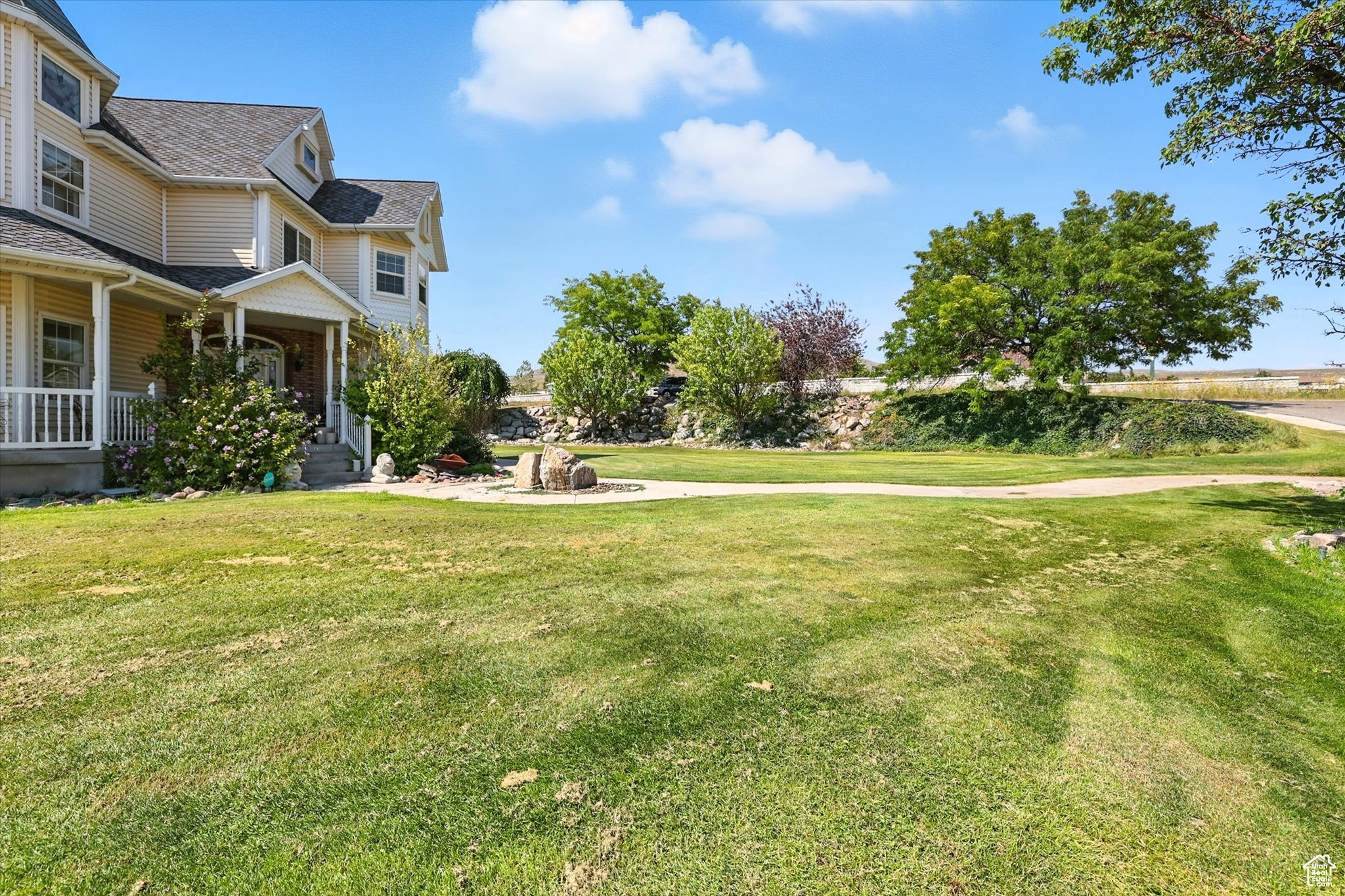 RANCH ESTATES - Residential