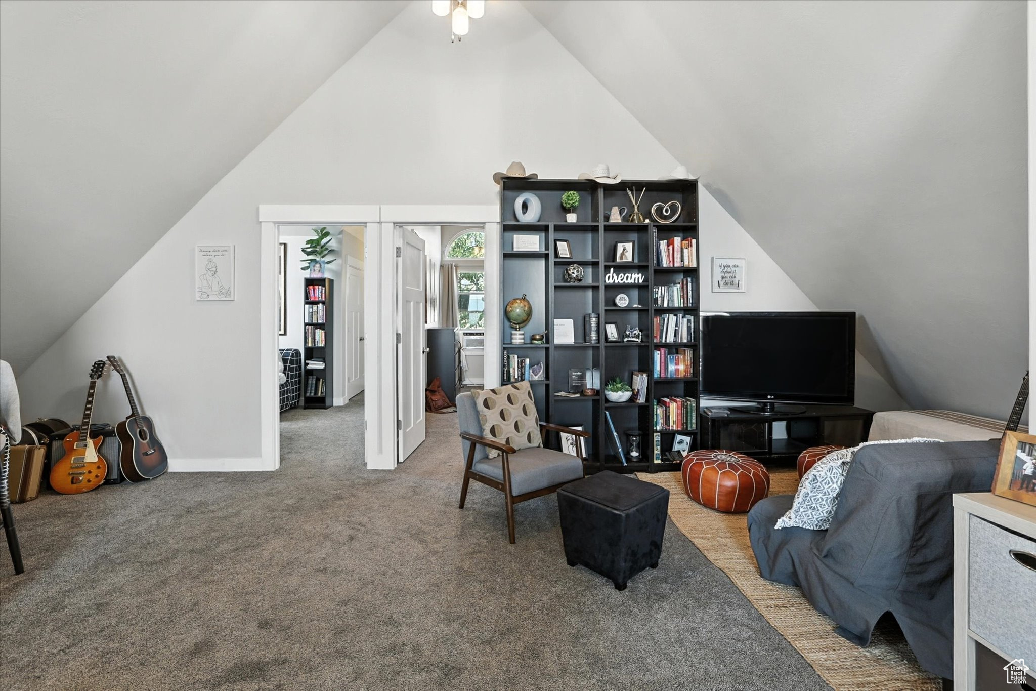 RANCH ESTATES - Residential