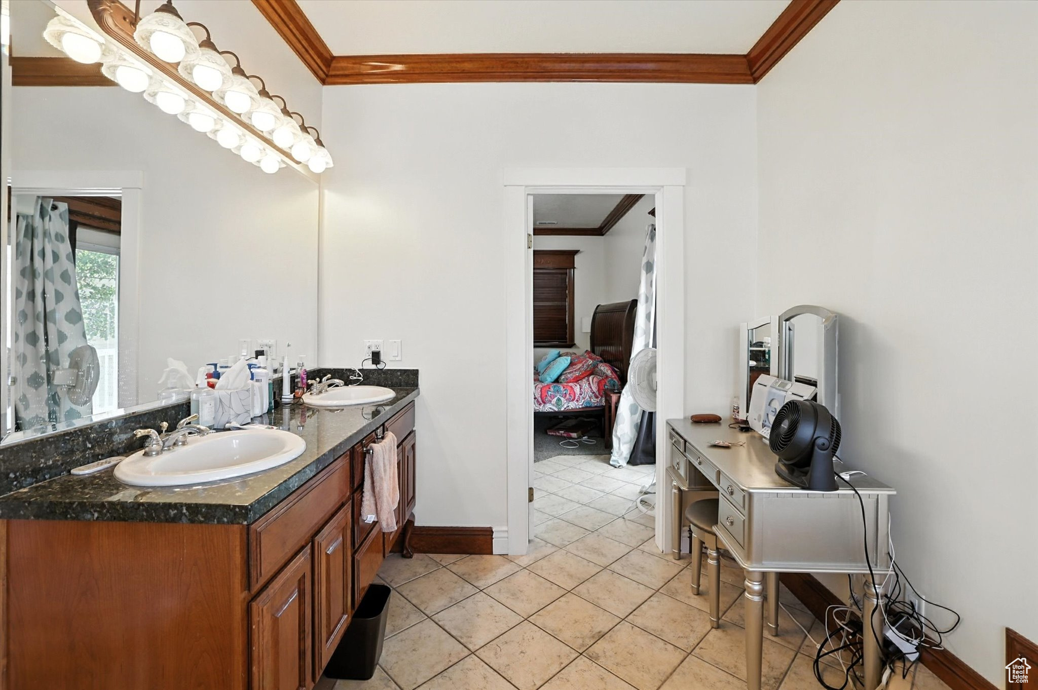 RANCH ESTATES - Residential