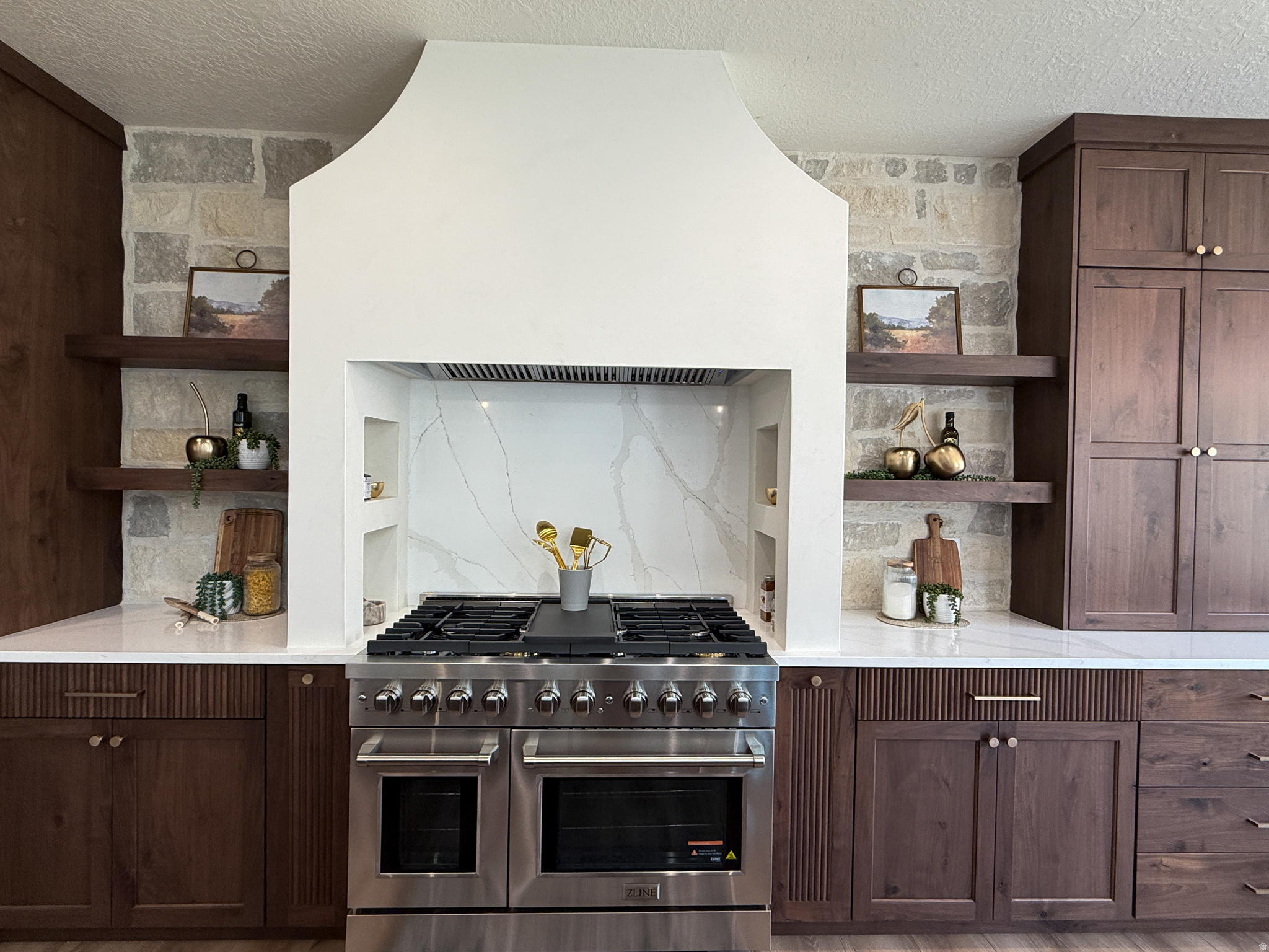 DEER CREST - Residential