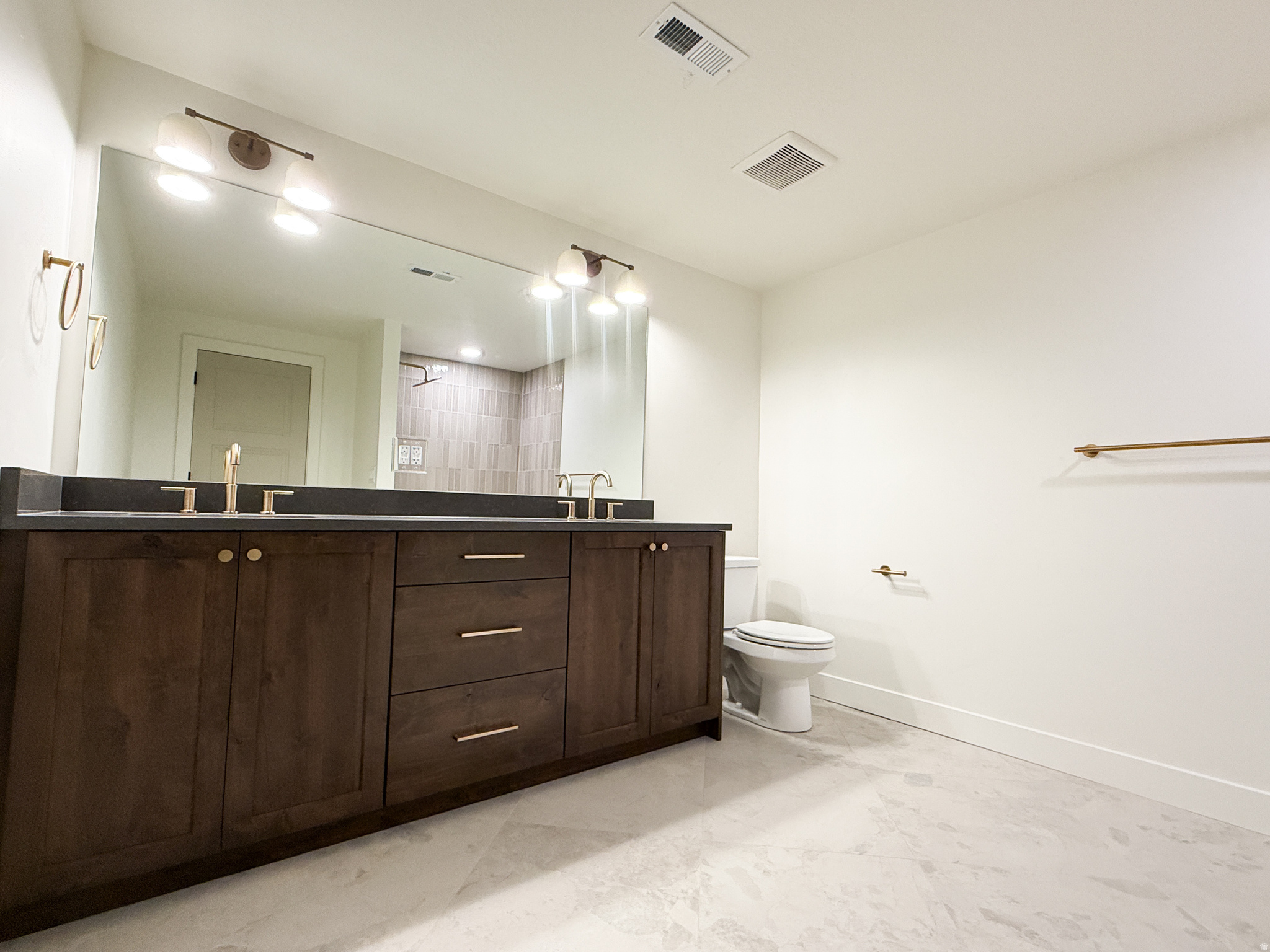 DEER CREST - Residential