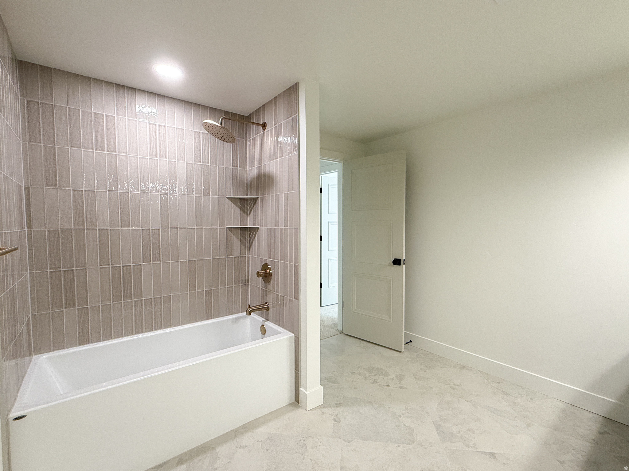 DEER CREST - Residential