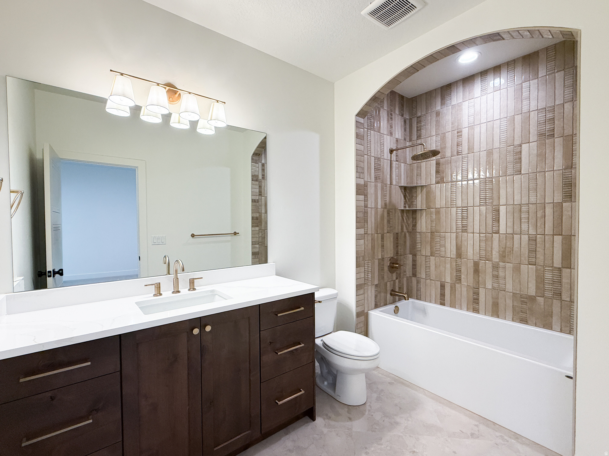 DEER CREST - Residential