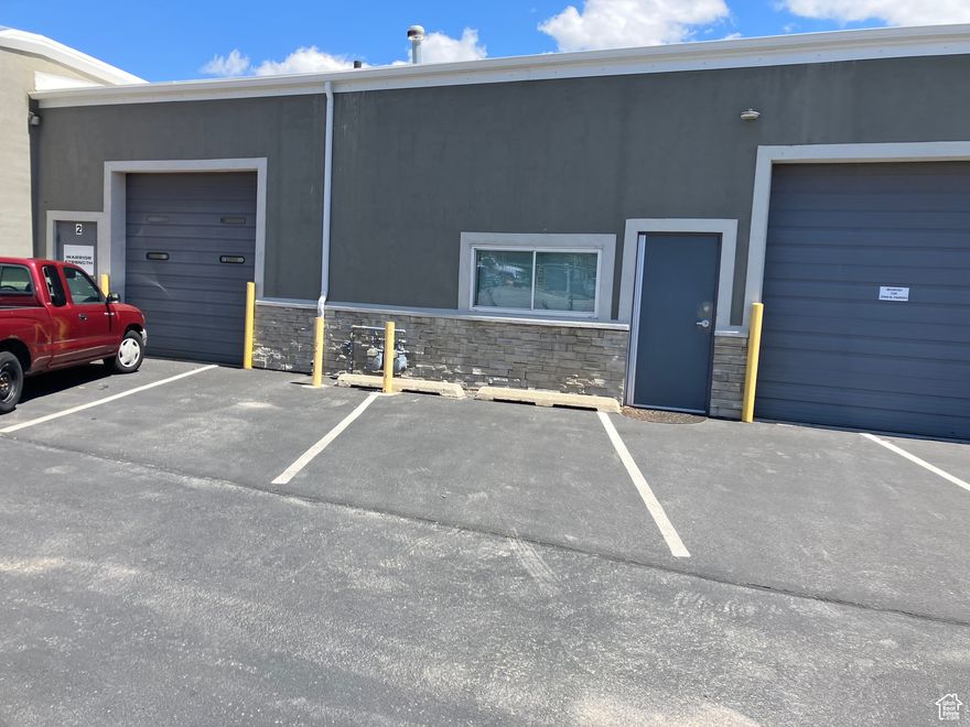 Small space for Lease in south salt lake. Ideal for storage, small business, fitness, karate, gym, shop space.  NNN lease  Available immediately. No Automotive uses are permitted
