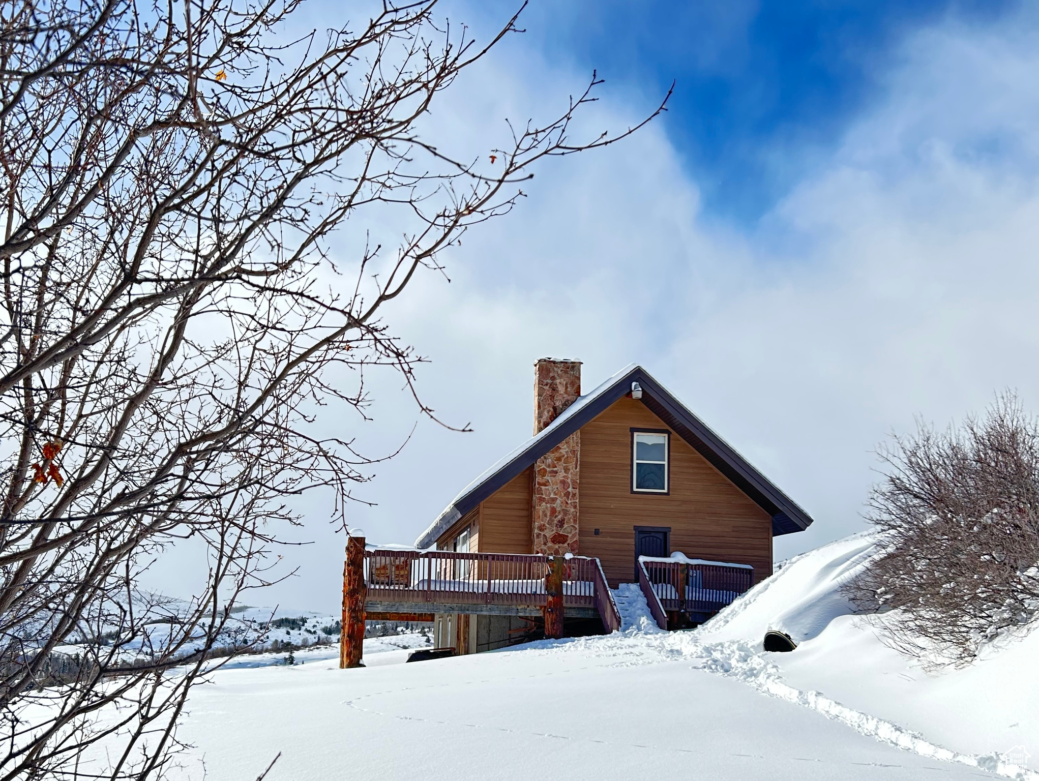 1515 S Mahogany Dr, Garden City, Utah image 2
