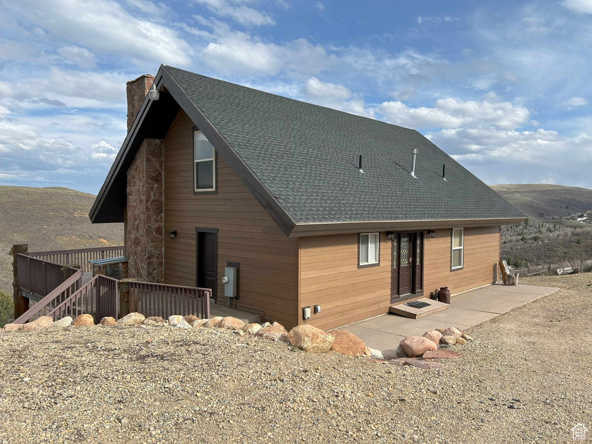 1515 S Mahogany Dr, Garden City, Utah image 1