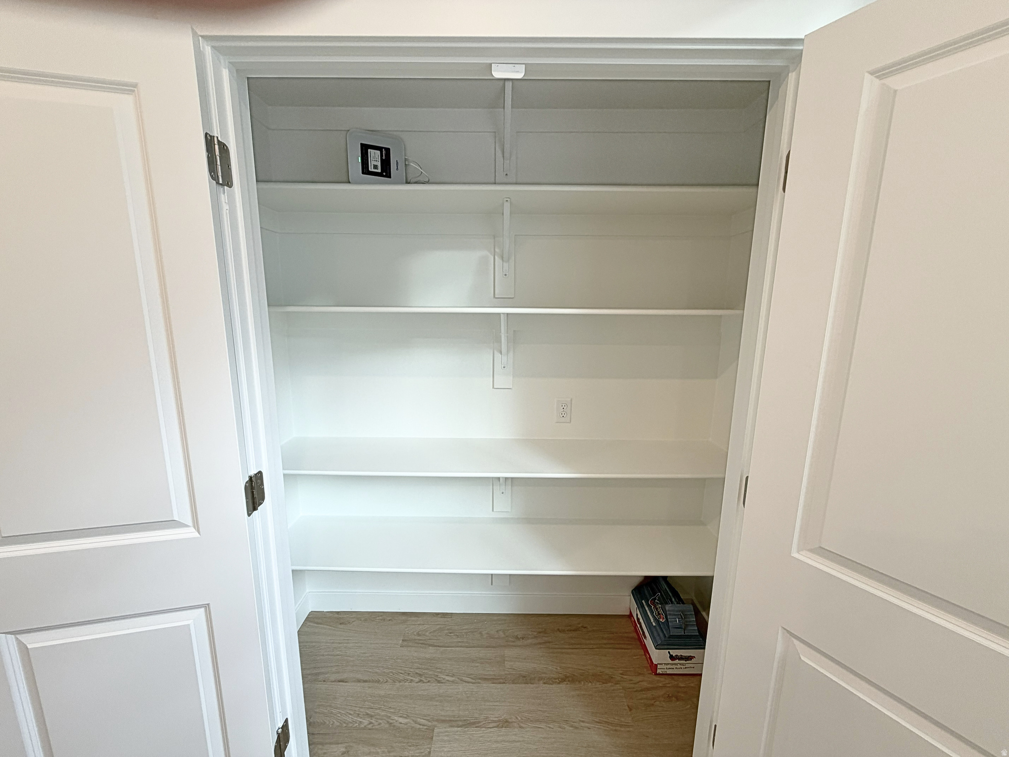 BEACON POINTE - Residential