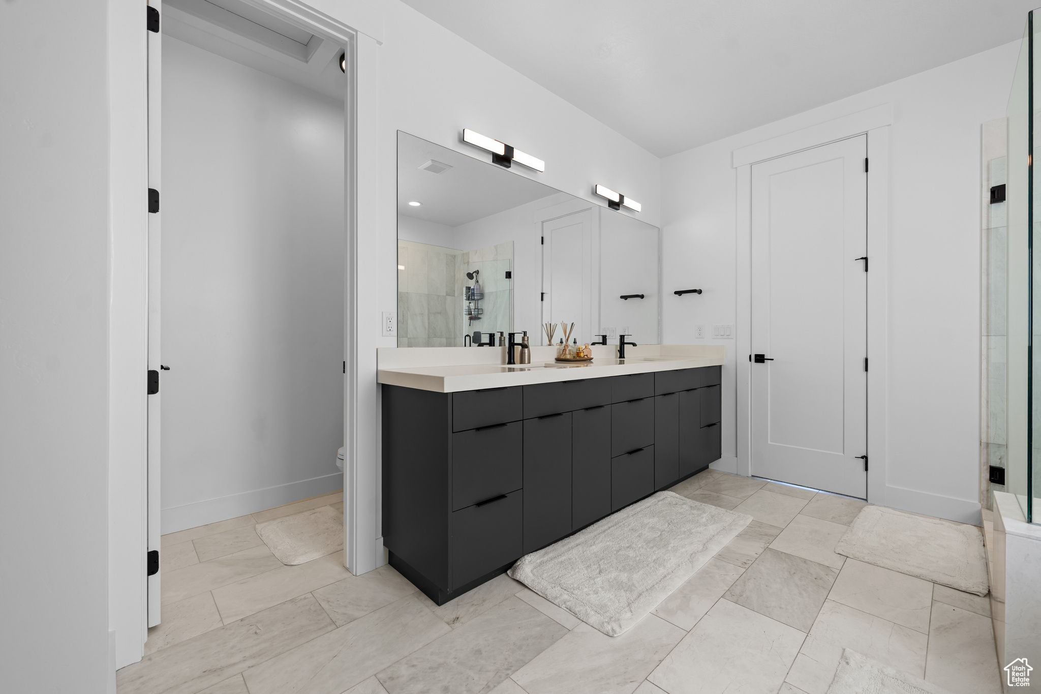 RESERVE @ SKY RANCH - Residential