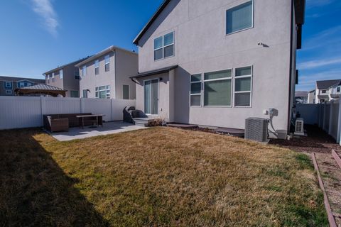 Tiny photo for 4172 E TIVON LN N, Eagle Mountain, UT 84005 (MLS # 2144859)