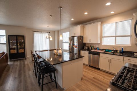 Tiny photo for 4172 E TIVON LN N, Eagle Mountain, UT 84005 (MLS # 2144859)