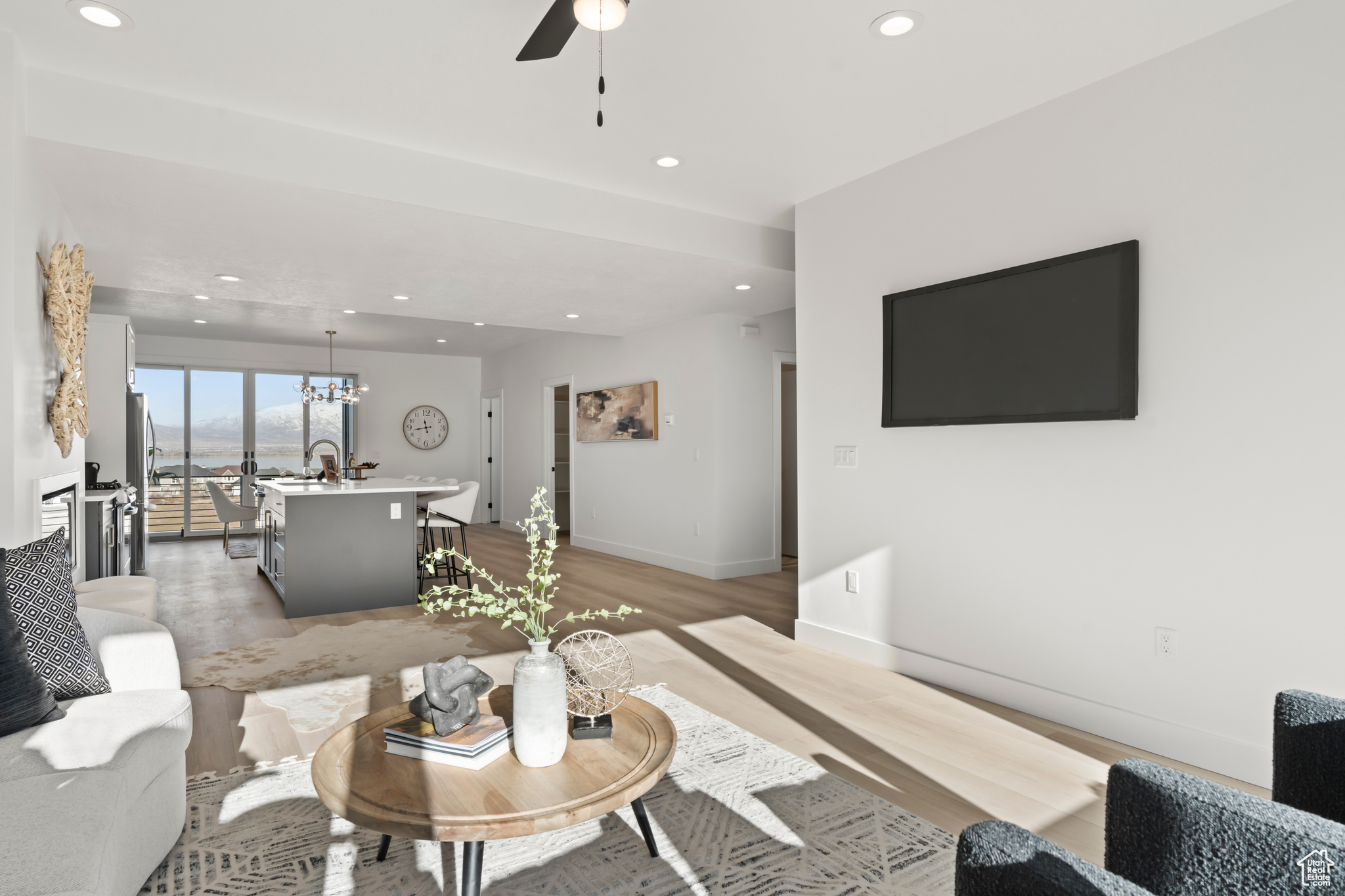 FAIRWAY TOWNHOMES - Residential