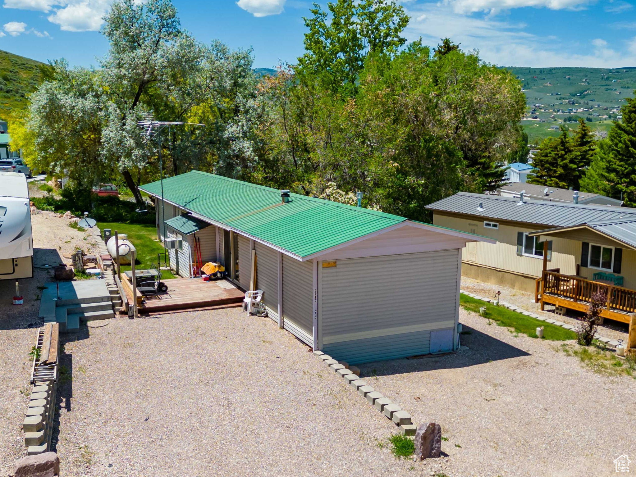 3087 S Breaker Dr, Garden City, Utah image 2