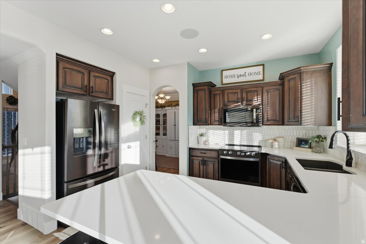 CRYSTAL CREEK - Residential