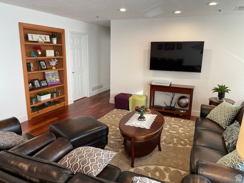 Tiny photo for 44 W 300 S #1107N, Salt Lake City, UT 84101 (MLS # 2088311)