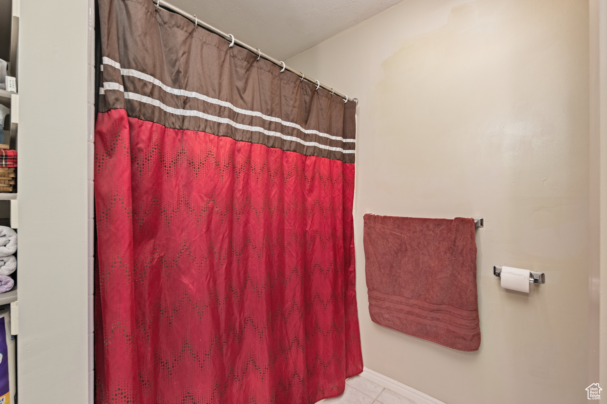 8729 S Mcginnis Ln, West Jordan, Utah image 17