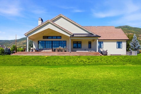 Tiny photo for 573 W CASCADE MEADOWS LOOP, Midway, UT 84049 (MLS # 2183326)
