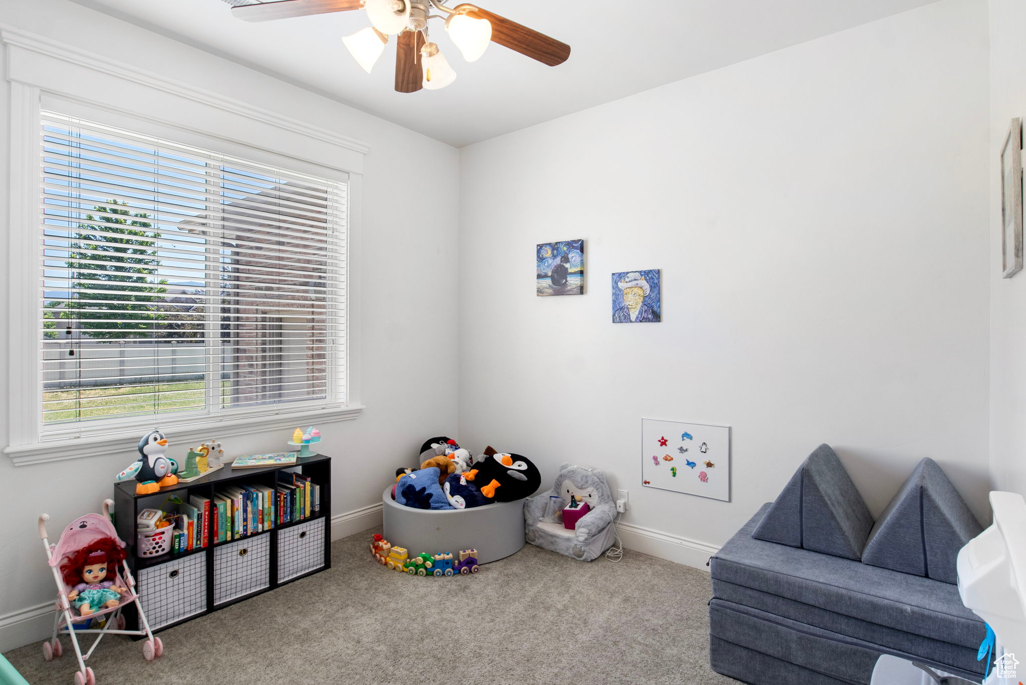 ELNORA ESTATES - Residential