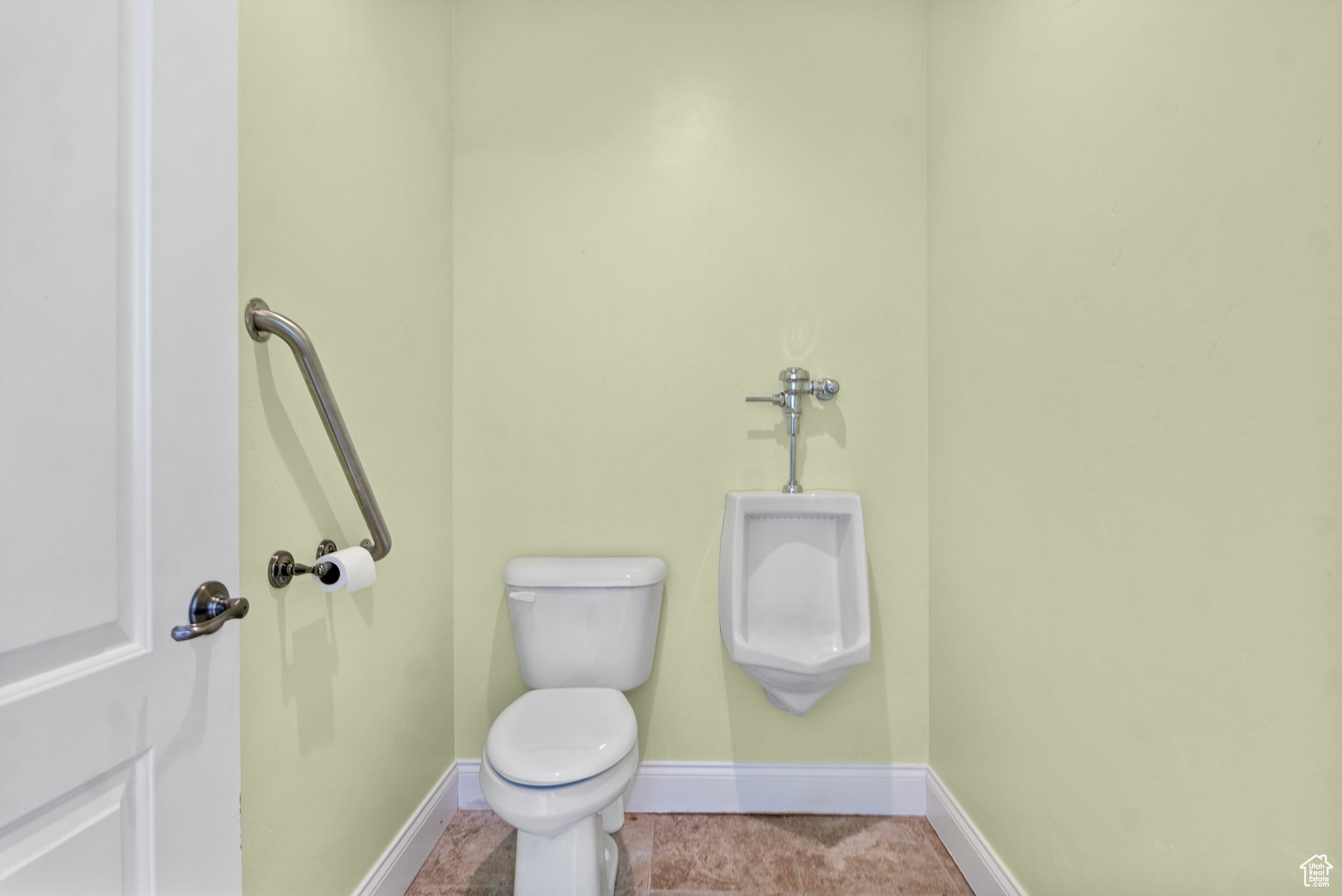 ELNORA ESTATES - Residential