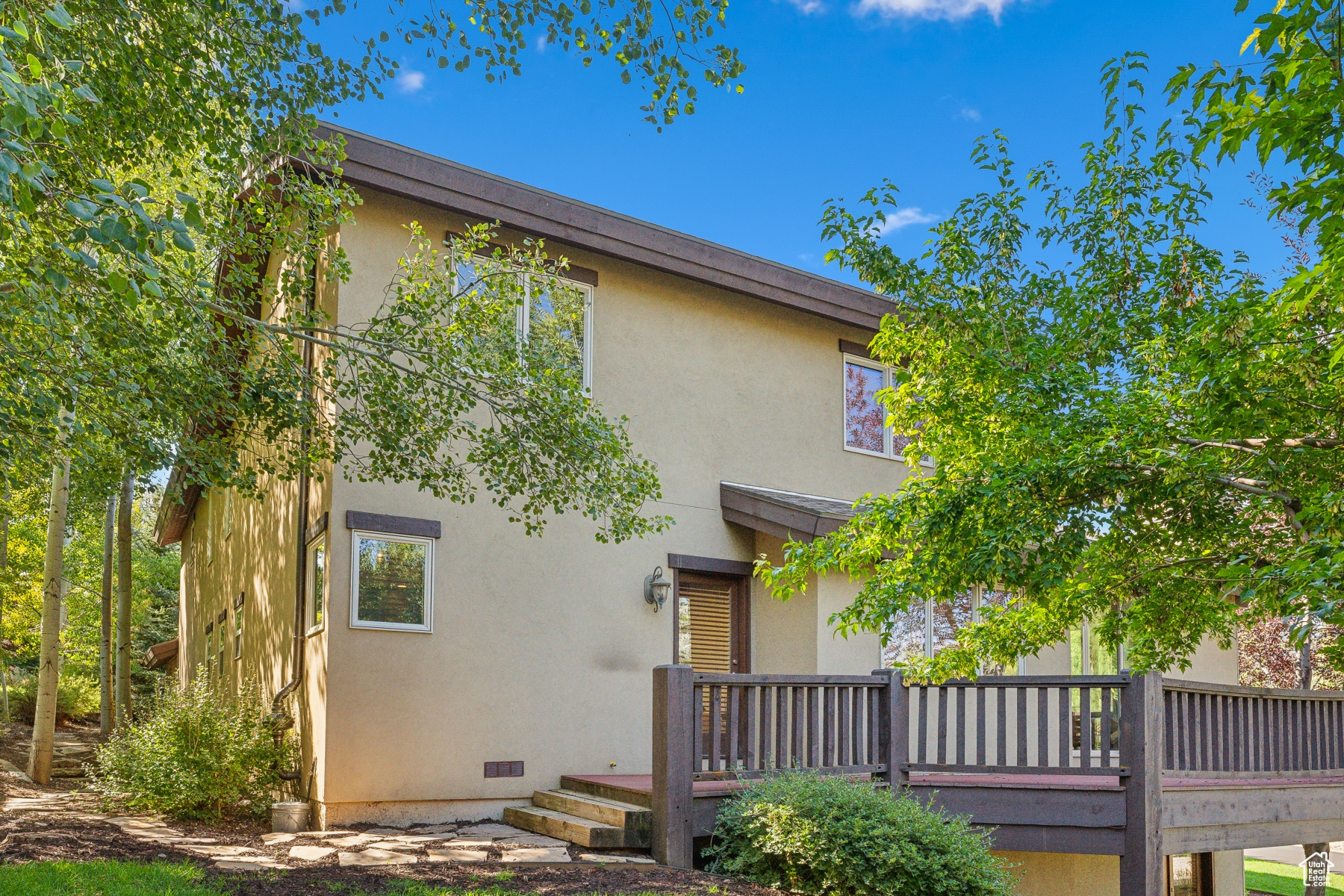 Park City, Utah 84098, United States, 5 Bedrooms Bedrooms, ,4 BathroomsBathrooms,Residential,Pending,44668