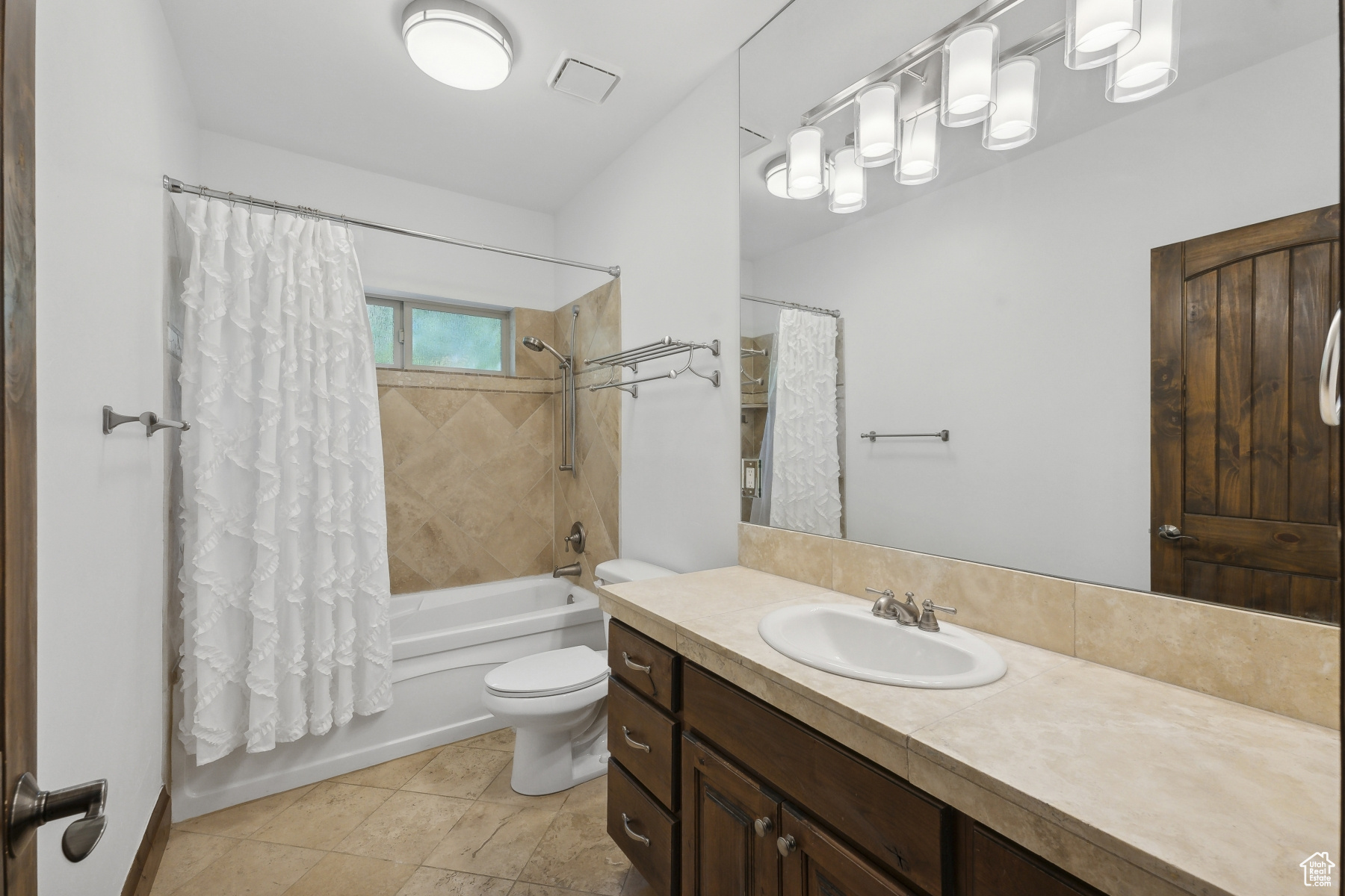 Park City, Utah 84098, United States, 5 Bedrooms Bedrooms, ,4 BathroomsBathrooms,Residential,Pending,44668